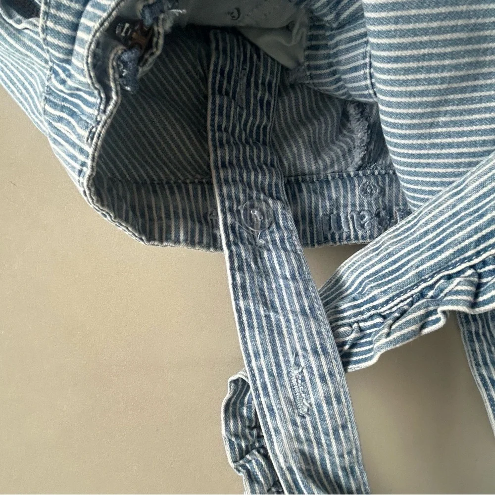 Cream Women’s Faded Blue Denim Pinstripe Overalls with Ruffled Straps  Size XS - Picture 14 of 16